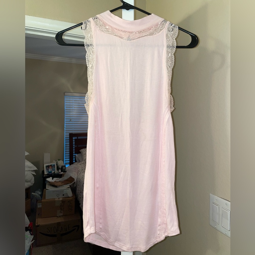 FREE PEOPLE LACE TOP